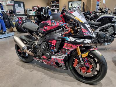 YAMAHA  R1 PISTE