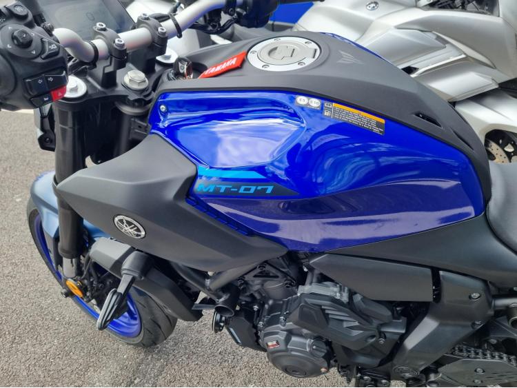YAMAHA MT07 Y-AMT 